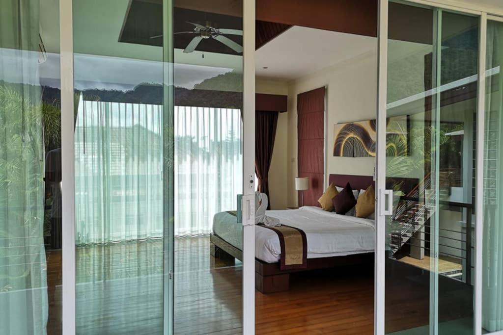 4 Bedroom Villa Kamala Beach Phuket Exterior photo