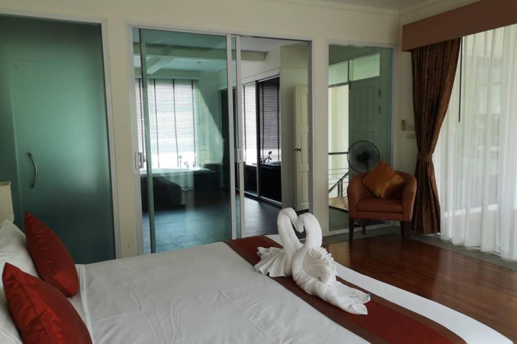 4 Bedroom Villa Kamala Beach Phuket Exterior photo